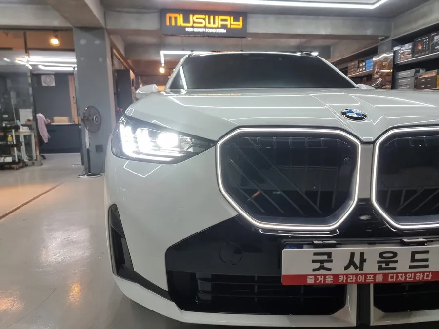 BMW X3のカーオーディオ施工事例 施工写真 1-3
