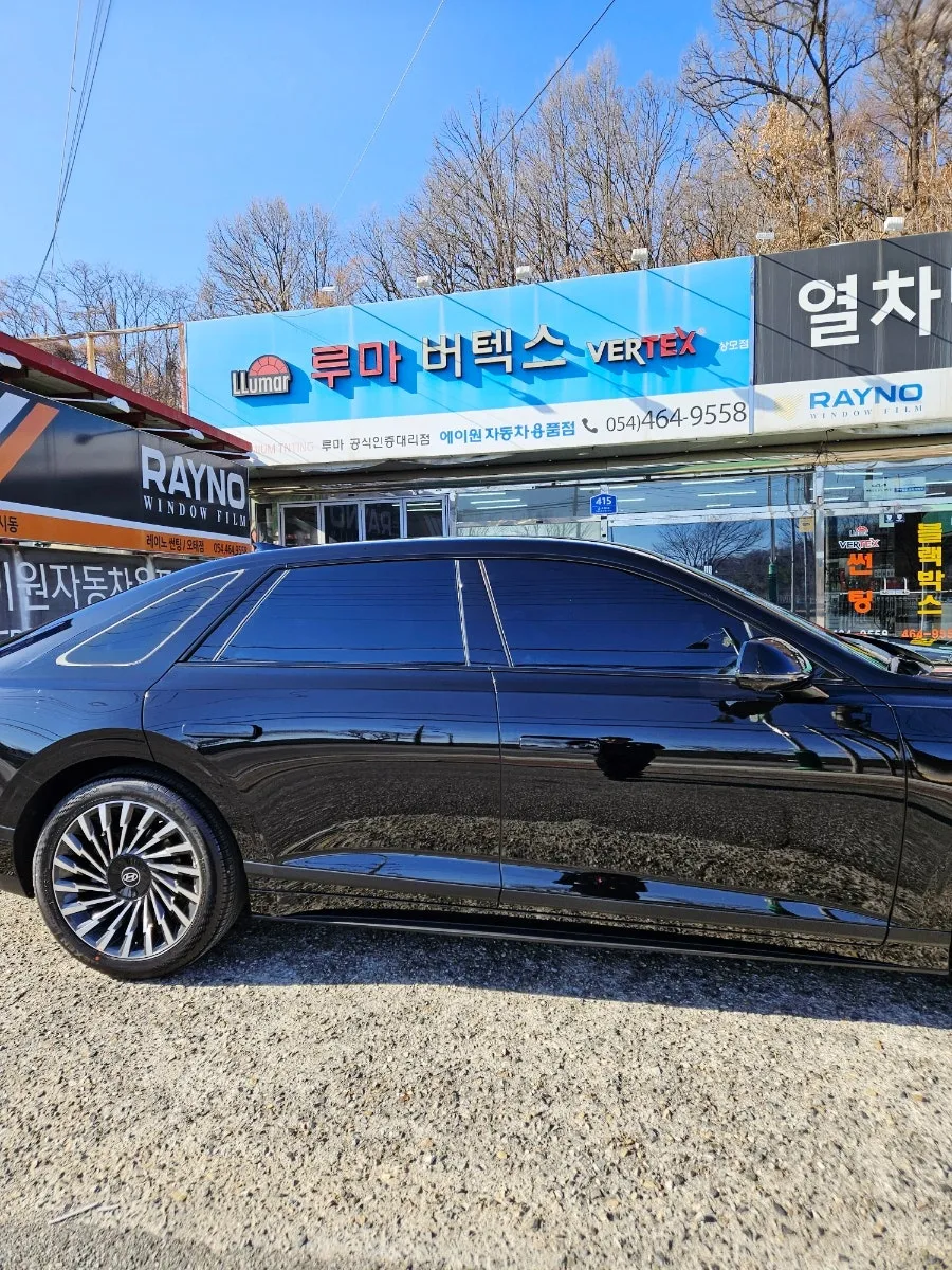 Hyundai Azeraのカーフィルム施工事例｜費用目安・仕上がり 施工写真 2-2