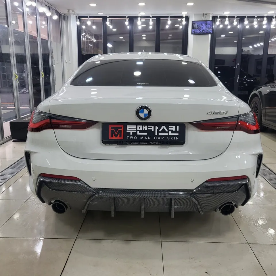 BMW 4 Seriesのカーラッピング事例｜サテンブラック 施工写真 1-2