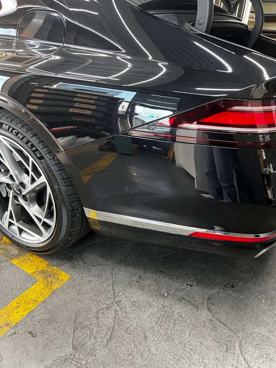 Genesis G90 PPF施工事例｜費用目安と仕上がり 施工写真 3