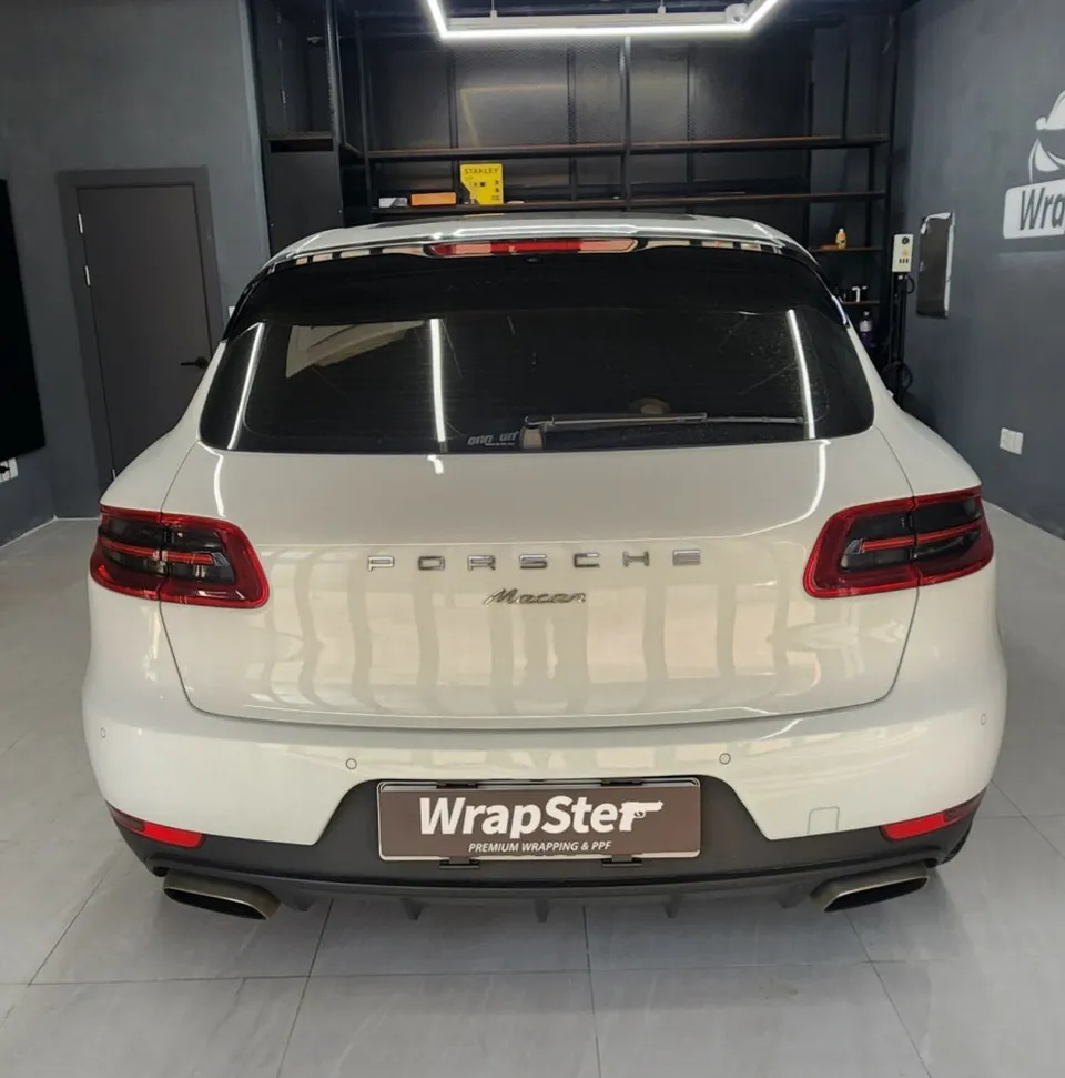 Porsche Macan PPF施工事例|ライト・サイドミラー保護 施工写真 1-2