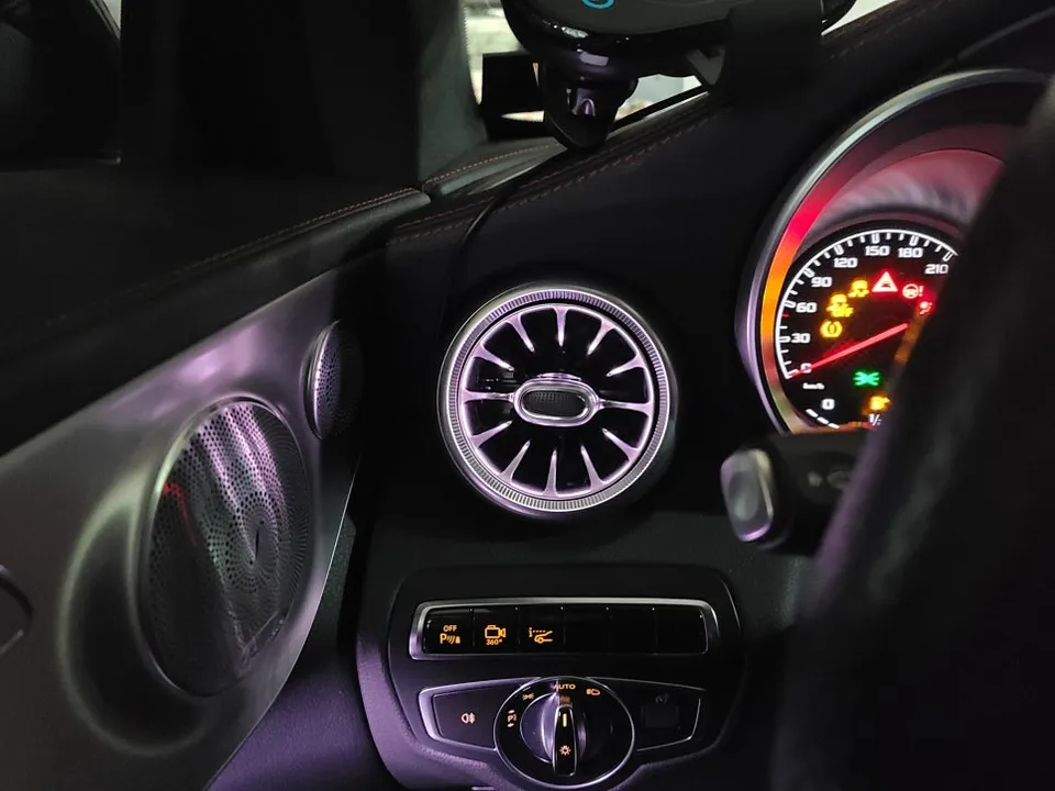 Mercedes-Benz C-Class W205 ambient lighting - Mercedes-Benz C-Class W205 Ambient Lighting Review photo 4