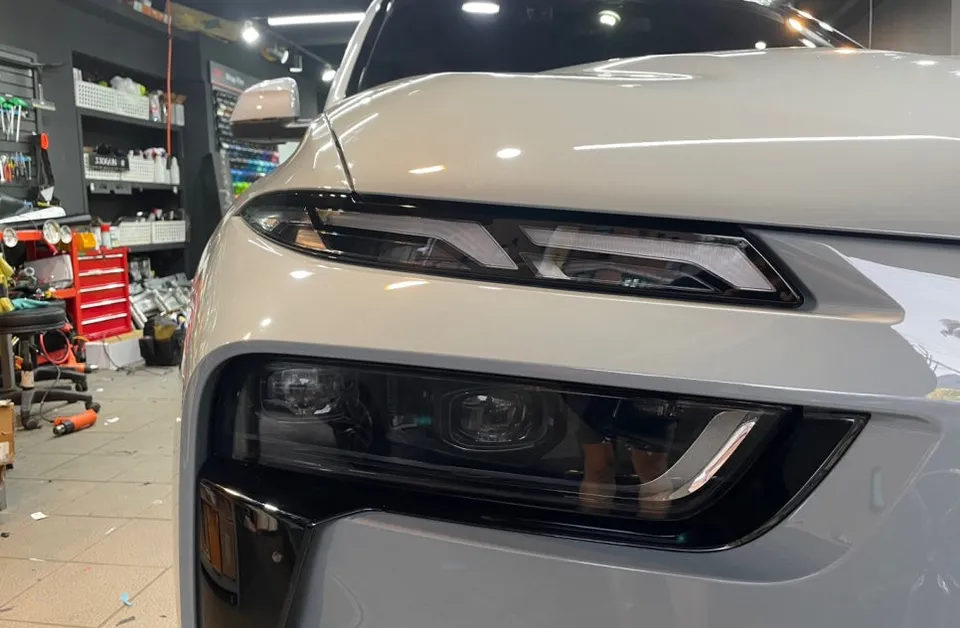 BMW X7 PPF施工事例:費用目安と仕上がり 施工写真 3-2
