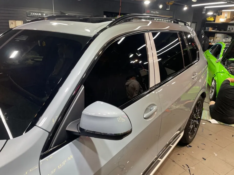 BMW X7 PPF施工事例:費用目安と仕上がり 施工写真 1-3