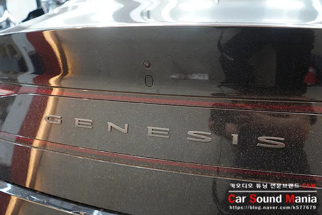 Genesis G90のカーオーディオ施工事例 施工写真 2