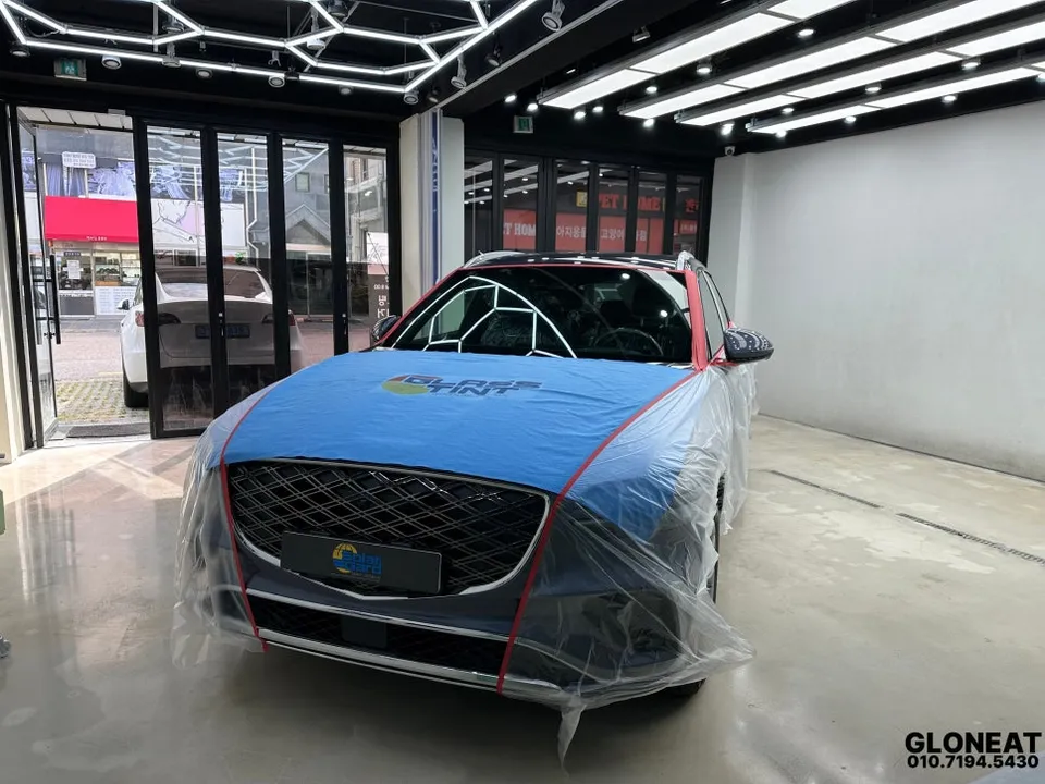 Genesis GV70のカーフィルム施工事例｜費用目安・仕上がり 施工写真 4