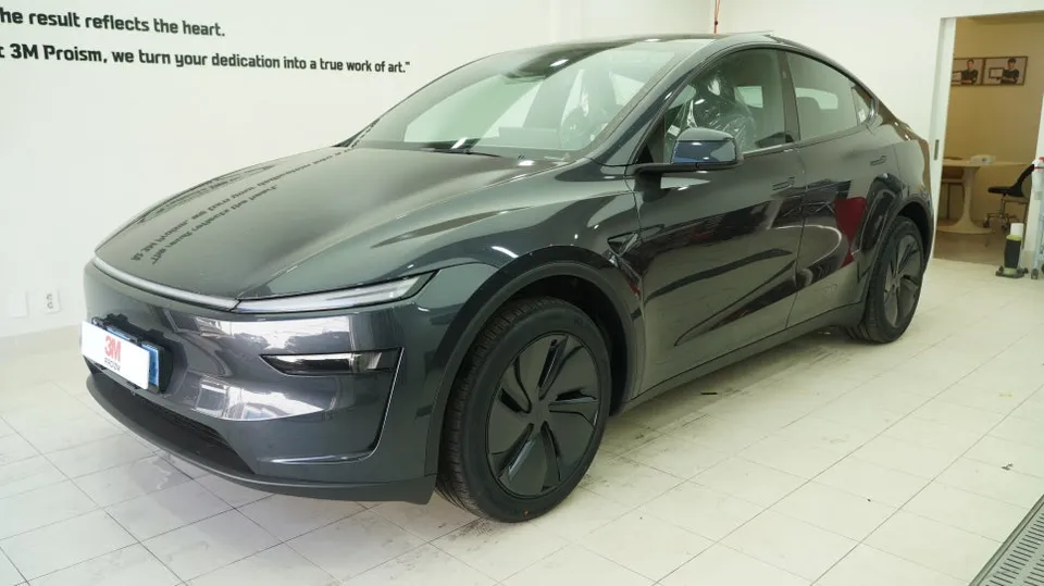 Tesla Model Y PPF施工事例｜費用目安と仕上がり 施工写真 2