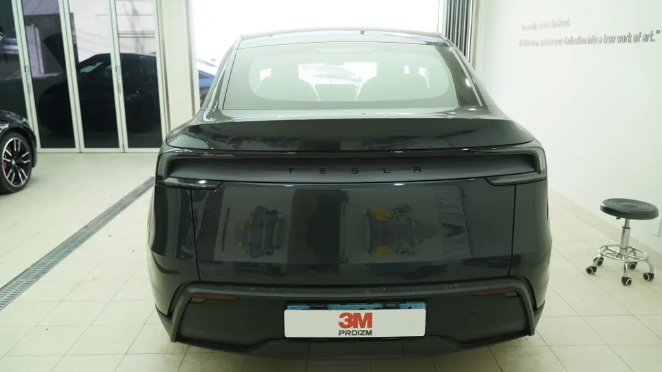 Tesla Model Y PPF施工事例｜費用目安と仕上がり 施工写真 3