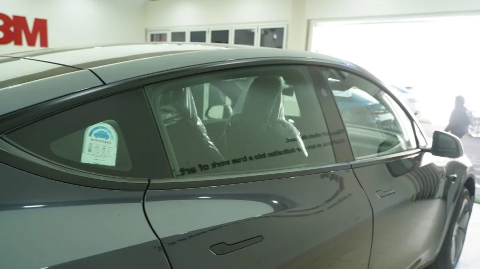 Tesla Model Y PPF施工事例｜費用目安と仕上がり 施工写真 4