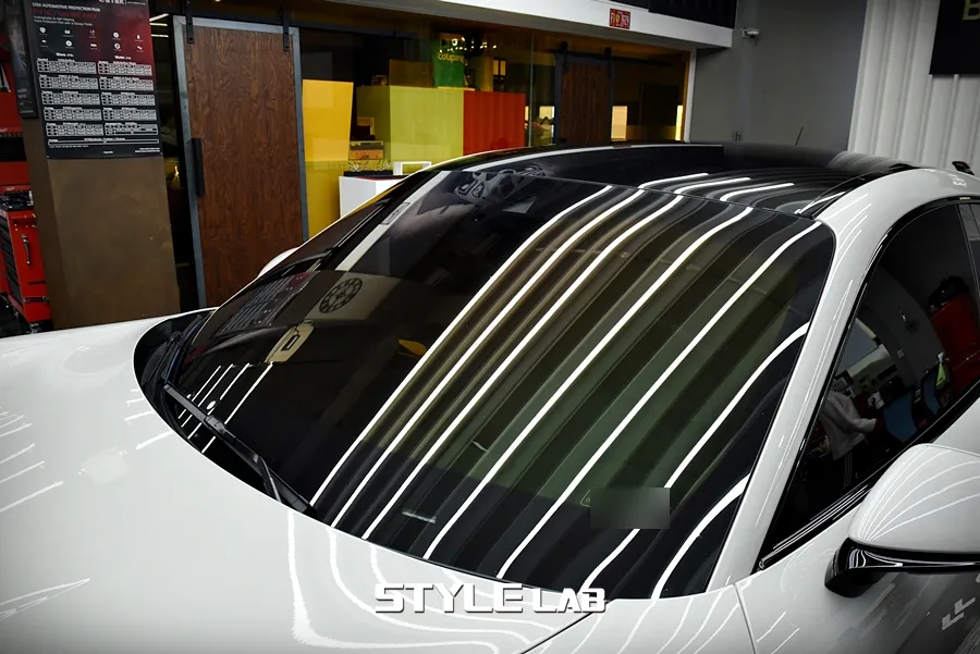Porsche Taycan 4Sのホイールリペア・塗装事例 写真