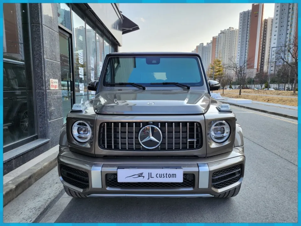 Mercedes-Benz G-Wagon body kit - Mercedes-Benz G-Wagon Body Kit Installation Review photo 3