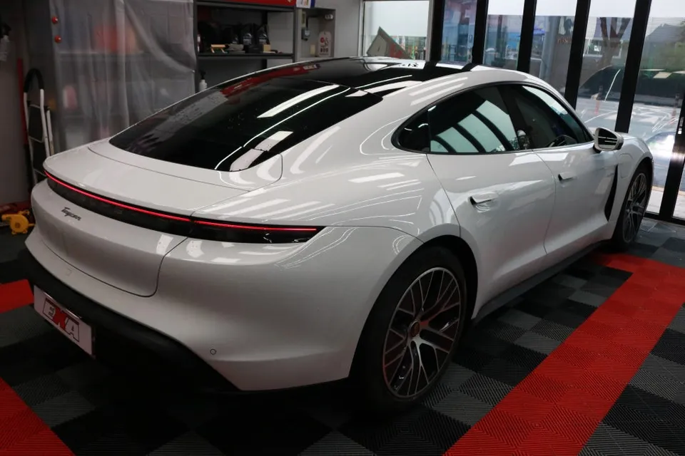 Porsche Taycan vinyl wrap - Porsche Taycan Vinyl Wrap Review: Cool Gray Transformation photo 4