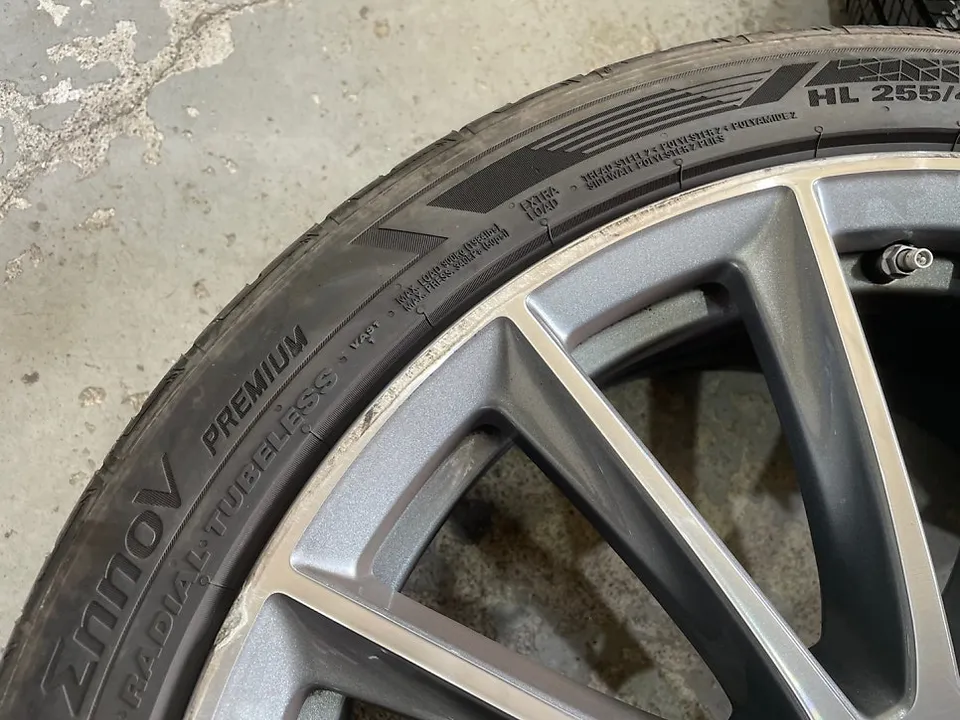 Mercedes-Benz S-Class wheel repair - Mercedes-Benz S-Class Wheel Repair & Painting Review photo 4