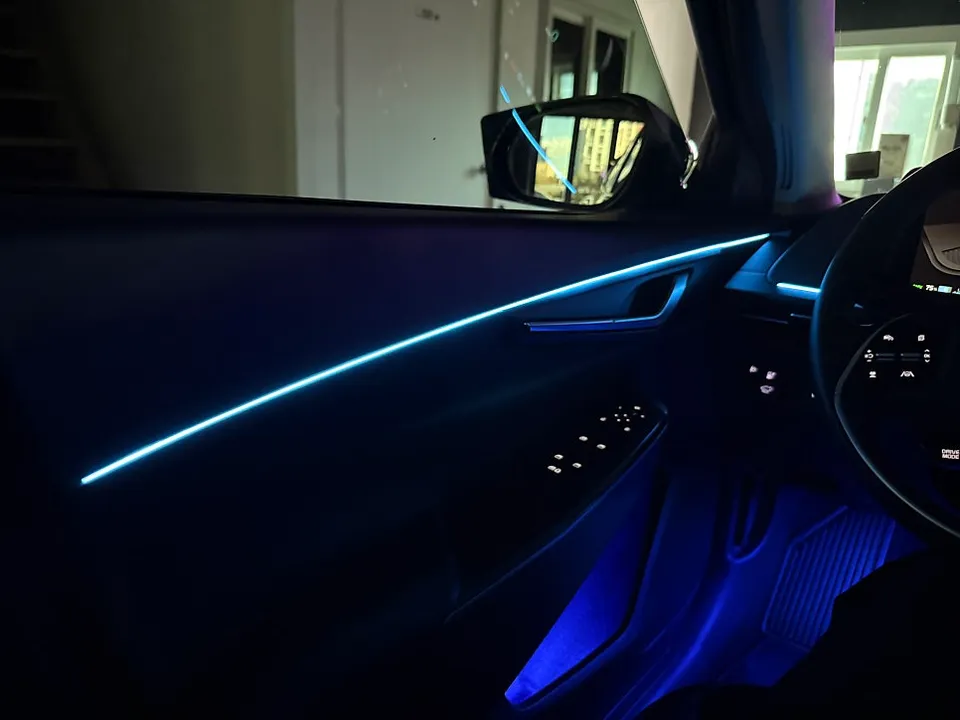 Kia EV6 ambient lighting - Kia EV6 Ambient Lighting Review: Enhanced Interior Mood photo 3