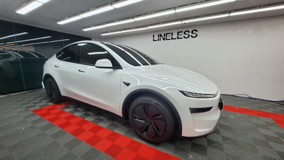Tesla Model Y PPF施工事例|費用目安・仕上がり 施工写真 3-1