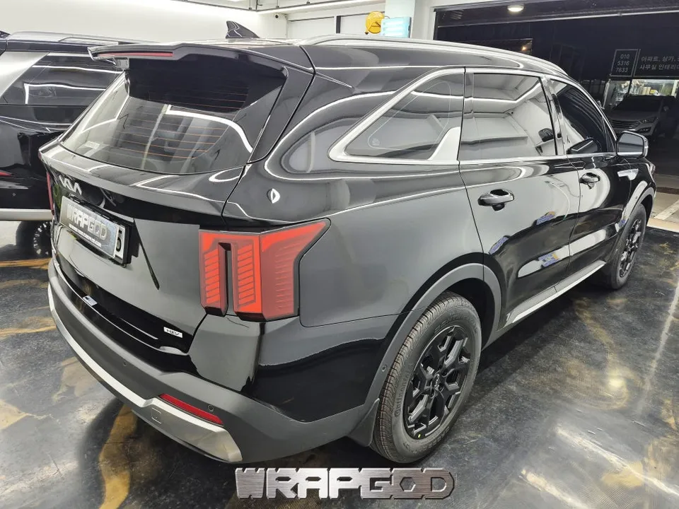 Kia Sorento MQ4のカーラッピング事例｜費用目安・仕上がり 施工写真 2-2