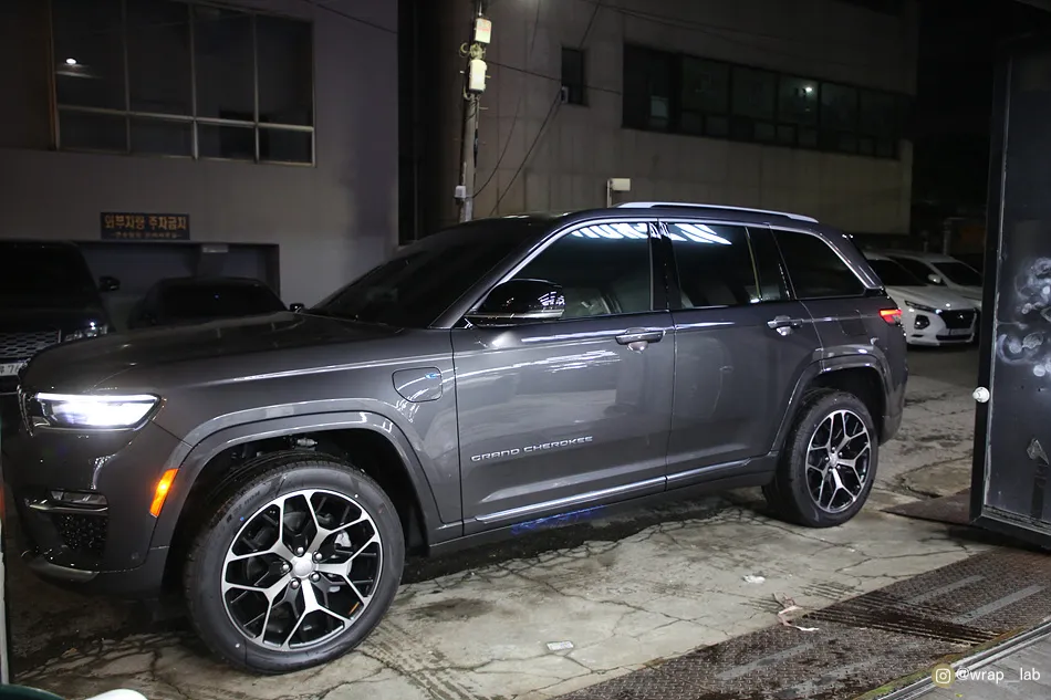 Jeep Grand Cherokee ppf - Jeep Grand Cherokee PPF Review — Enhanced Protection photo 4