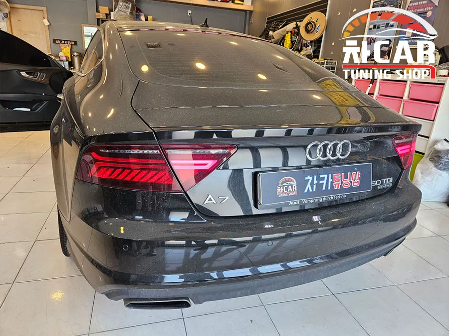 Audi A7 lighting upgrade - Audi A7 Tail Light Repair: Fixing Common LED Failure photo 2