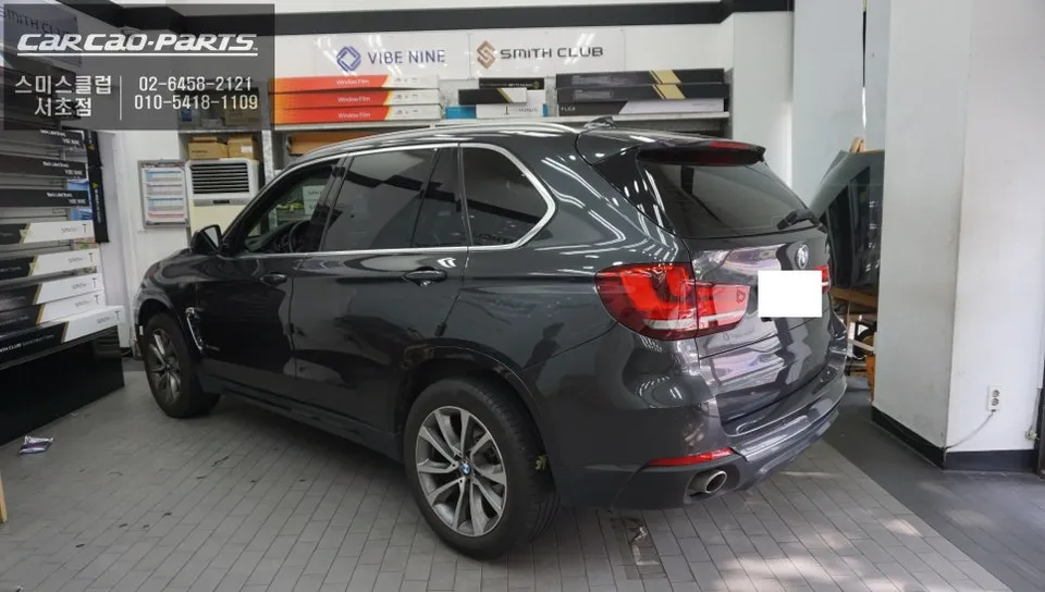 BMW X5のAndroid Auto・CarPlay取付事例 施工写真 3-2