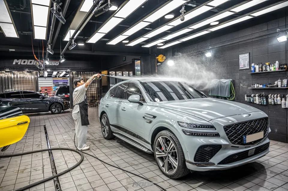Genesis GV80 Ceramic Coating Review: Shine & Protection photo 2
