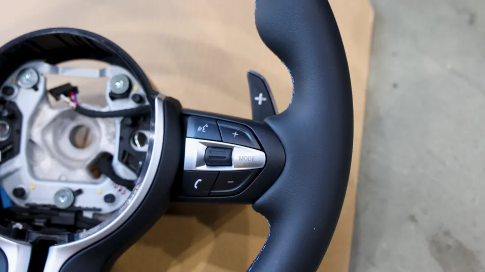 BMW 3GT F34 steering wheel - BMW 3GT Steering Wheel Customization Review photo 5
