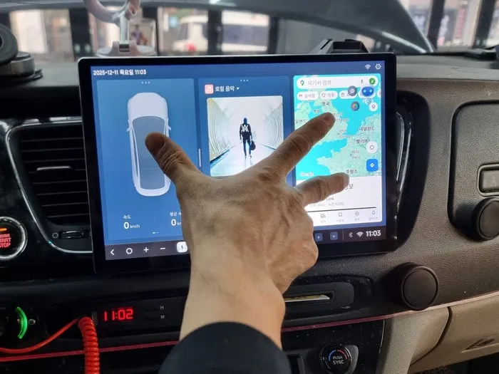 Kia All New CarnivalのAndroid Auto・CarPlay取付事例 写真
