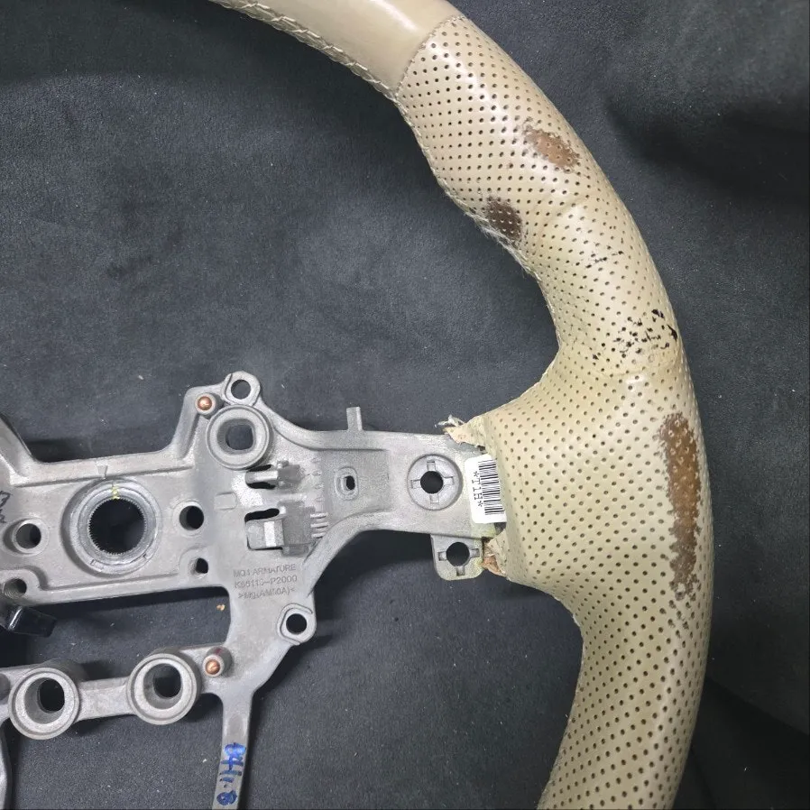 Kia Carnival steering wheel - Kia Carnival Steering Wheel Customization Review photo 5