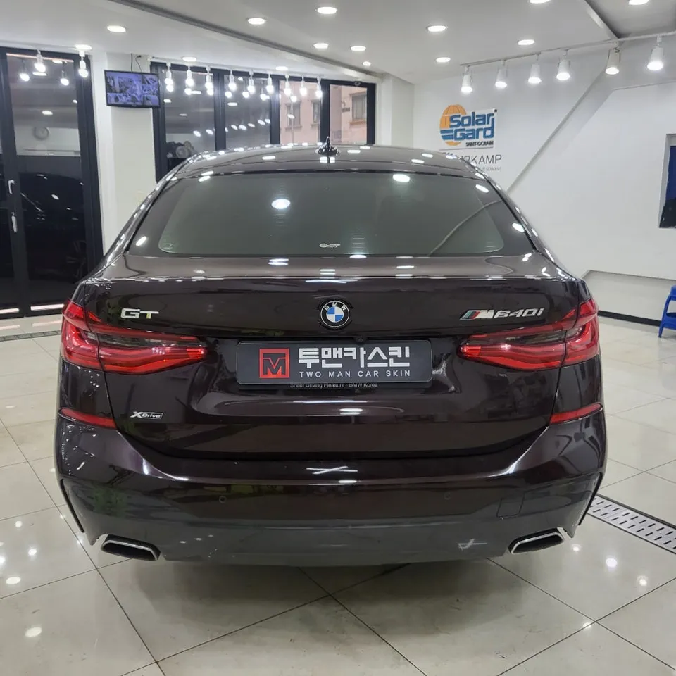 BMW 6 Series GT vinyl wrap - BMW 6 Series GT Vinyl Wrap Review: Ash Grey Transformation photo 5