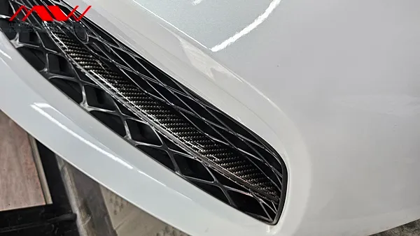 Genesis G80 RG3のカーラッピング事例|費用目安・仕上がり 施工写真 2-3