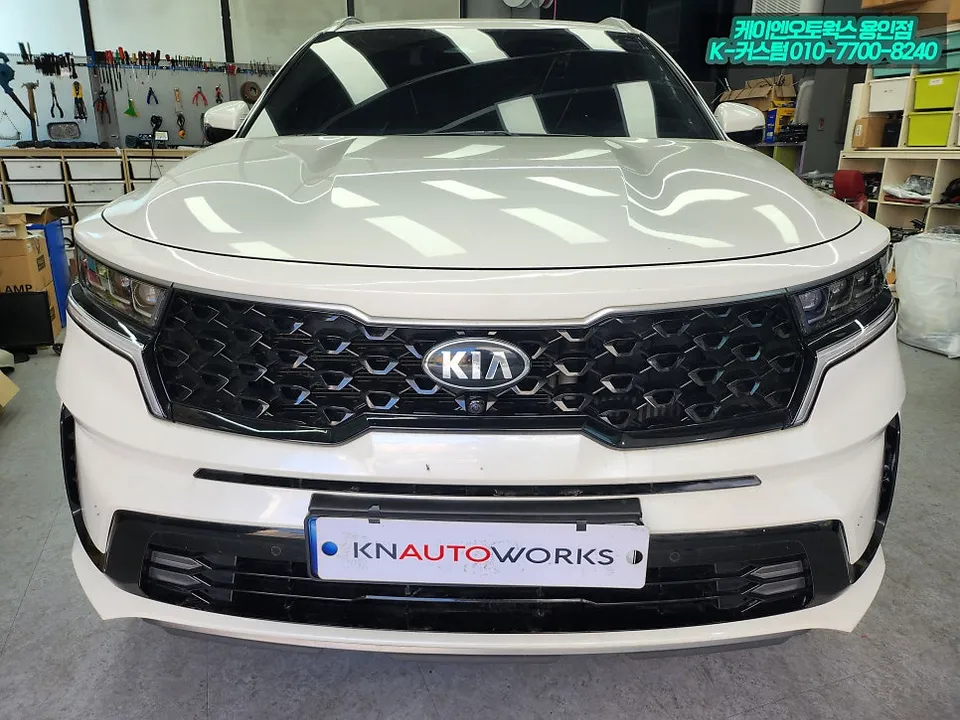 Kia Sorento MQ4 ambient lighting - Kia Sorento MQ4 Ambient Lighting Installation Review — Cost photo 3
