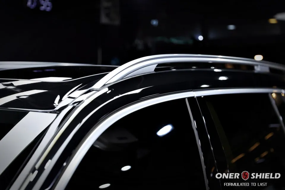 BMW X7のカーラッピング事例|クローム処理 施工写真 4-2
