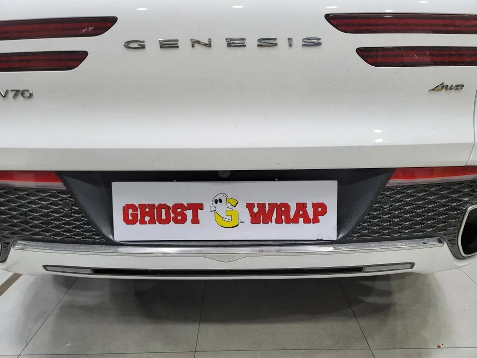 Genesis GV70のカーラッピング事例 施工写真 5