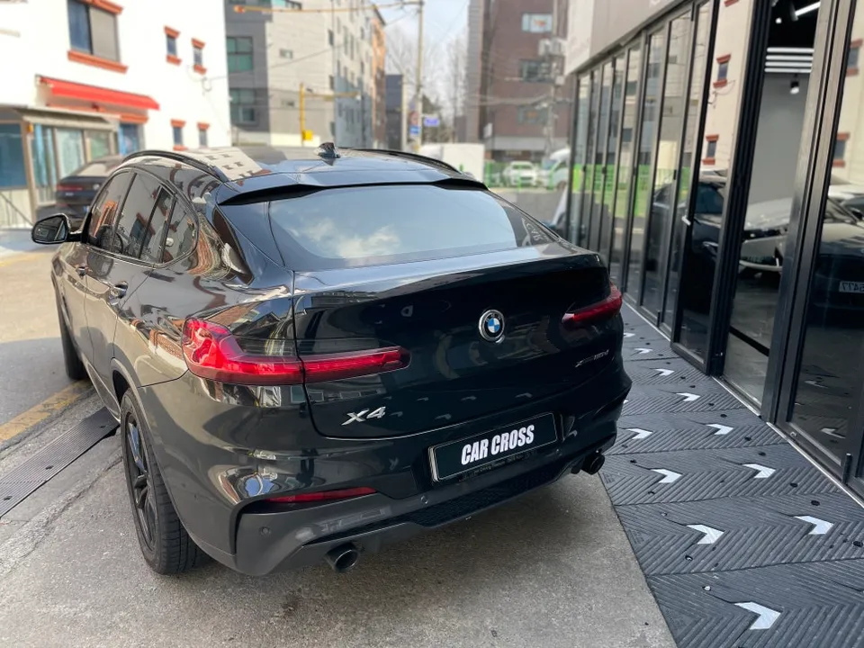 BMW X4 PPF施工事例|費用目安と仕上がり 施工写真 3-1