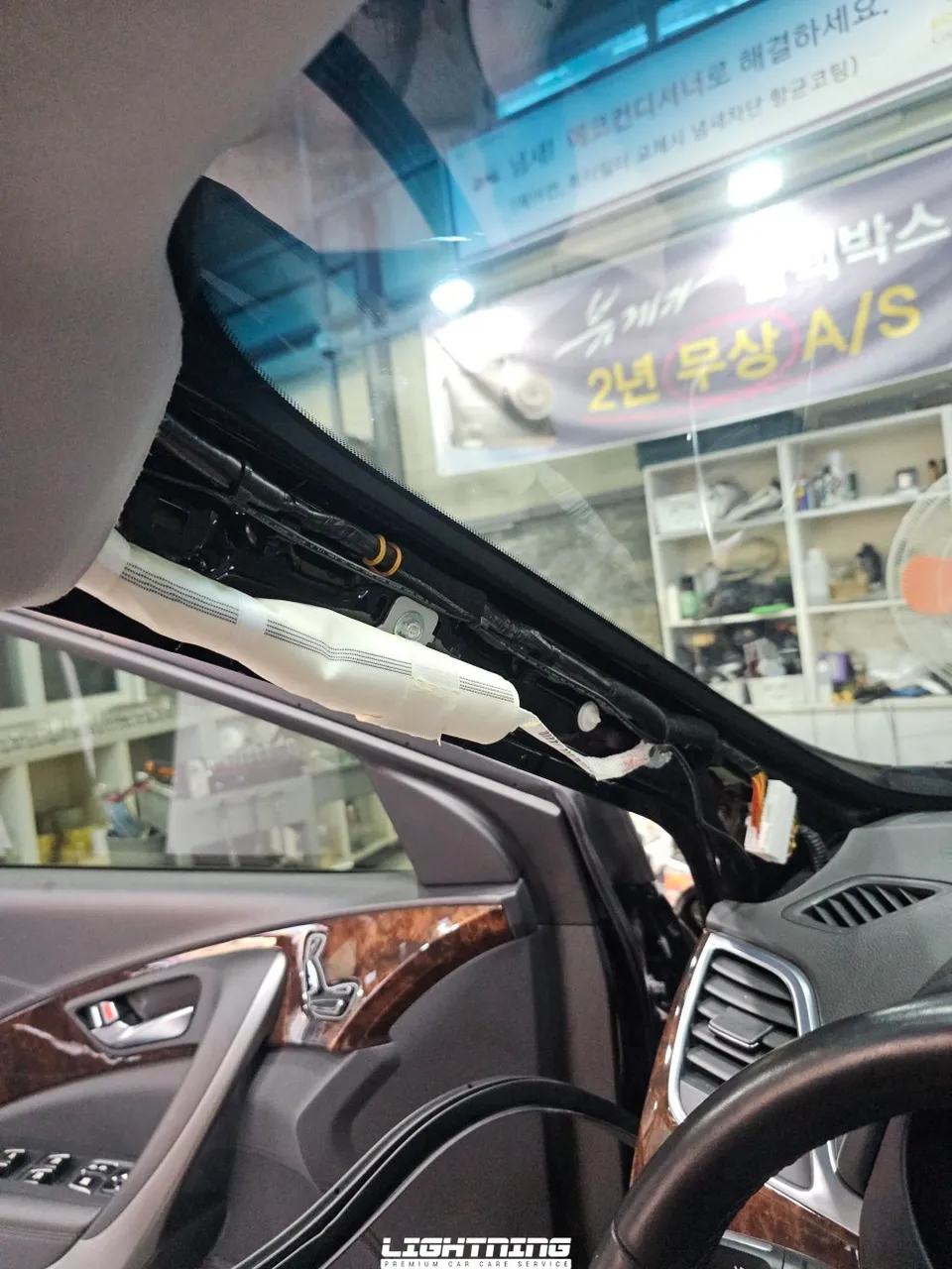 Hyundai Aslanのドラレコ取付事例|費用目安・仕上がり 施工写真 3-2