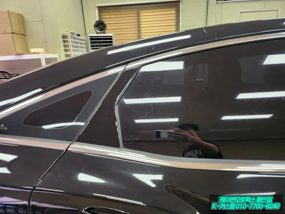 Hyundai Grandeur HGのカーラッピング事例｜費用目安・仕上がり 施工写真 3-2