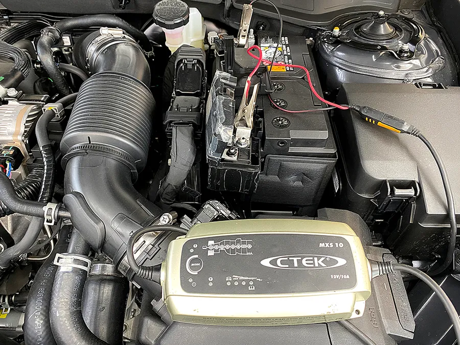 Hyundai Sonataのカーフィルム施工事例|費用目安と仕上がり 施工写真 2-3