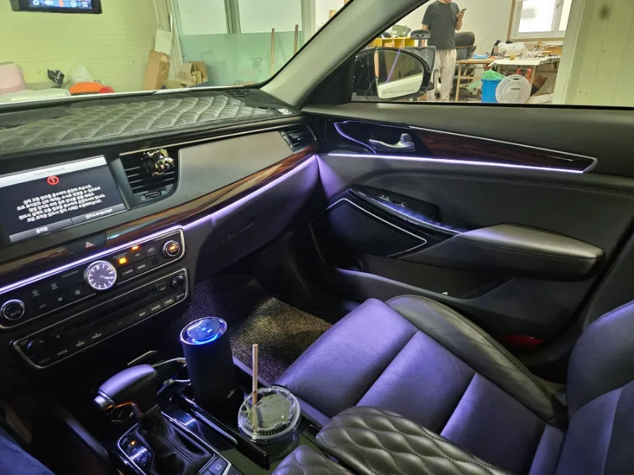 Kia K7 ambient lighting - Kia K7 Ambient Lighting Review: Subtle Upgrade photo 4