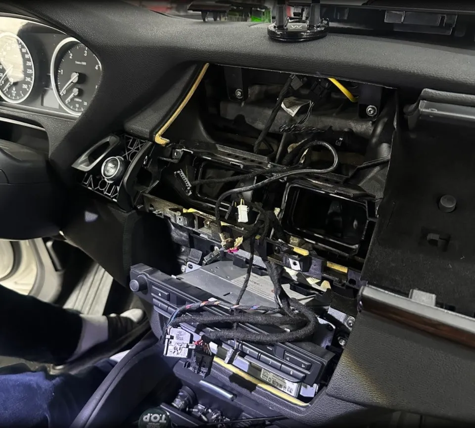 BMW X6 E71 android head unit - BMW X6 E71 Android Head Unit + 360 Camera Review — Complete Upgrade photo 6
