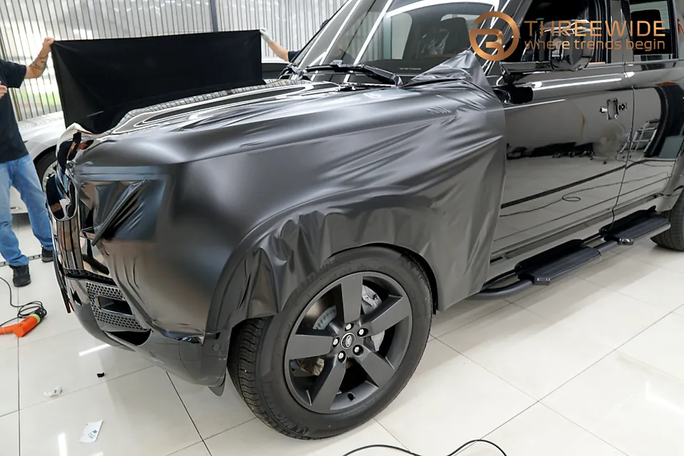 Land Rover DefenderのPPF施工事例 施工写真 4-1