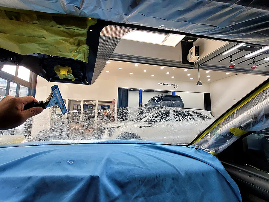 Hyundai Tucson NX4のカーフィルム施工事例|費用目安・仕上がり 施工写真 2-3