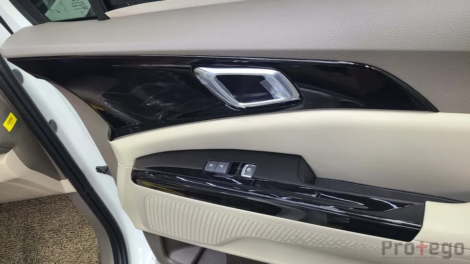 Kia CarnivalのPPF施工事例|費用目安と仕上がり 施工写真 3-2
