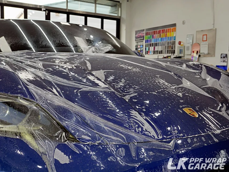 ポルシェ タイカン PPF施工事例|費用目安・仕上がり 施工写真 2-1