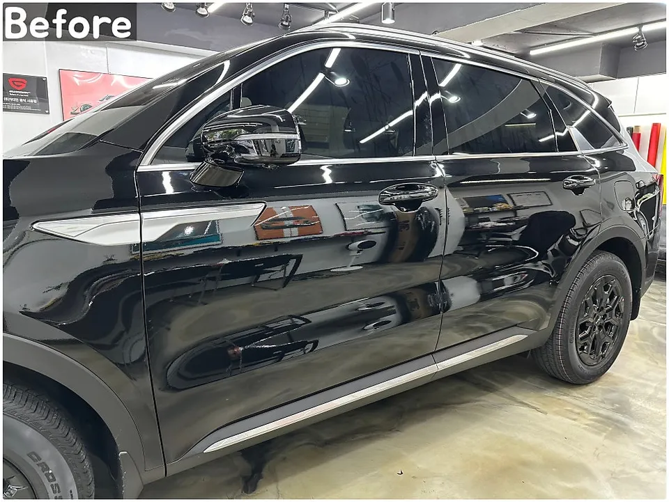 Kia Sorento MQ4 vinyl wrap - Kia Sorento MQ4 Vinyl Wrap Review — Chrome Delete Transformation photo 4