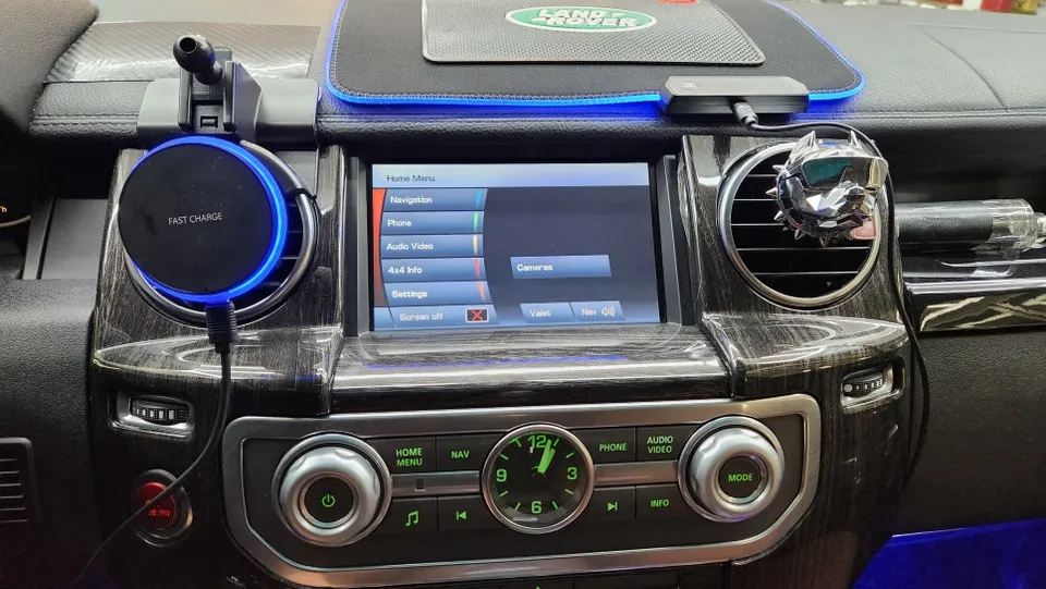 Land Rover Discovery 4 CarPlay Retrofit Review — Cost photo 2