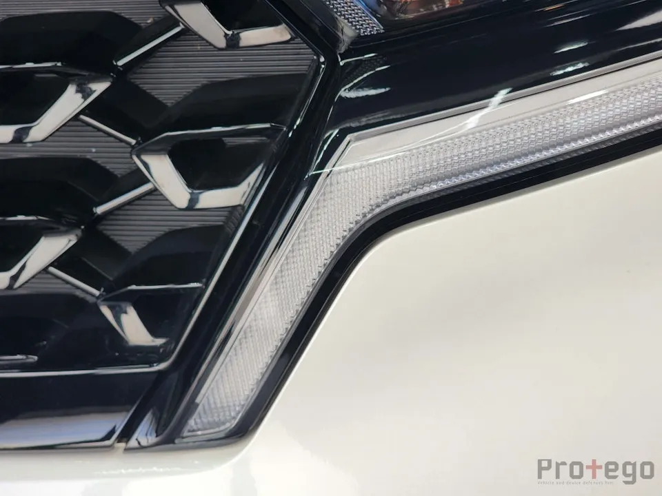 Kia Sorento MQ4 PPF施工事例|傷防止と美観維持 施工写真 3-2