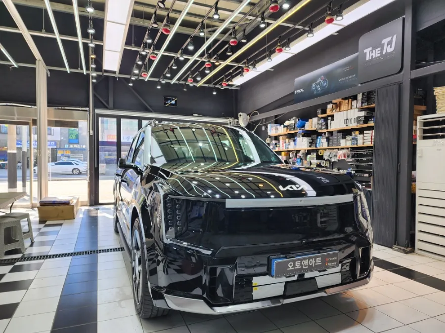Kia EV9のカーフィルム施工事例|費用目安と仕上がり 施工写真 2-1