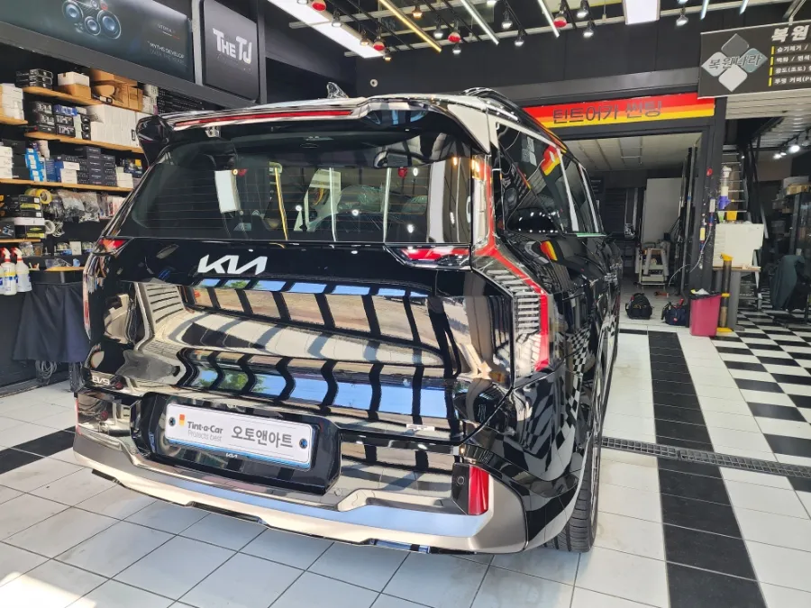 Kia EV9のカーフィルム施工事例|費用目安と仕上がり 施工写真 2-2
