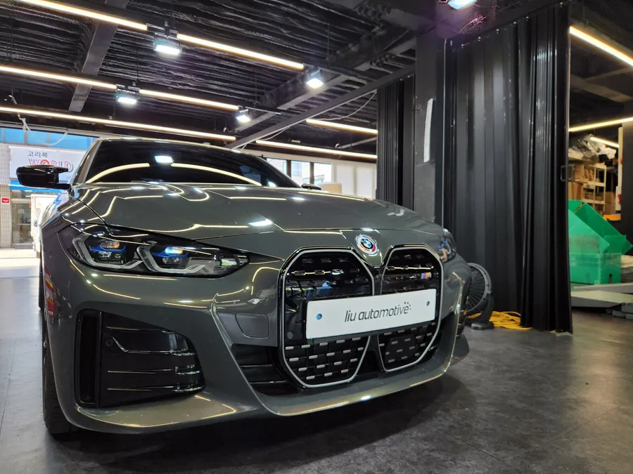 BMW i4 Body Kit Review: Enhanced Style & Durability photo 4