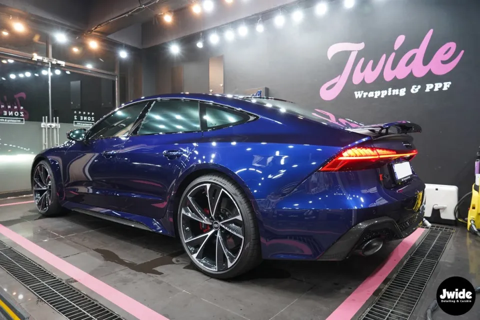 Audi RS7 PPF施工事例｜マットな仕上がり 施工写真 3