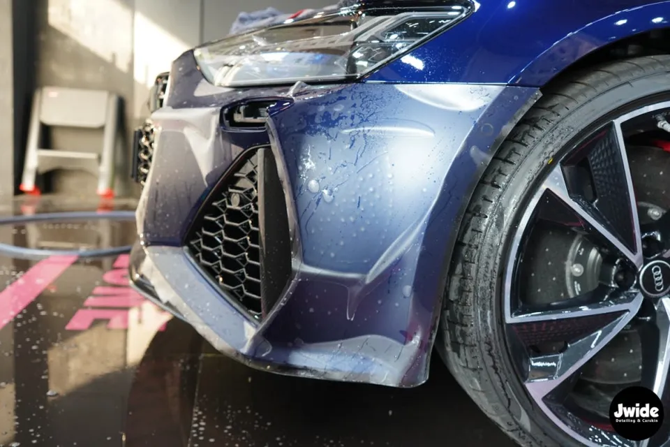 Audi RS7 PPF施工事例｜マットな仕上がり 施工写真 4